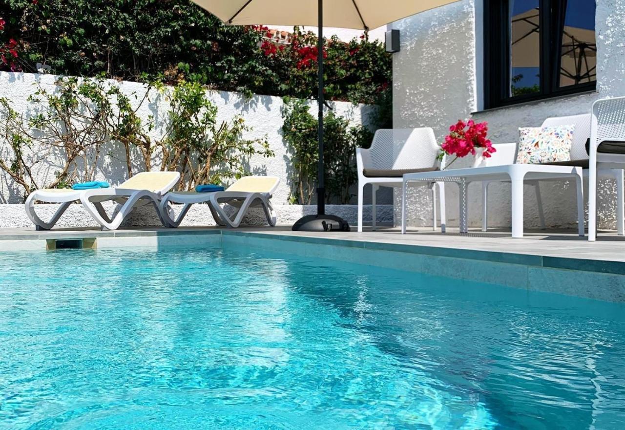 Вилла Wonderful House By The Sea Нерха Экстерьер фото